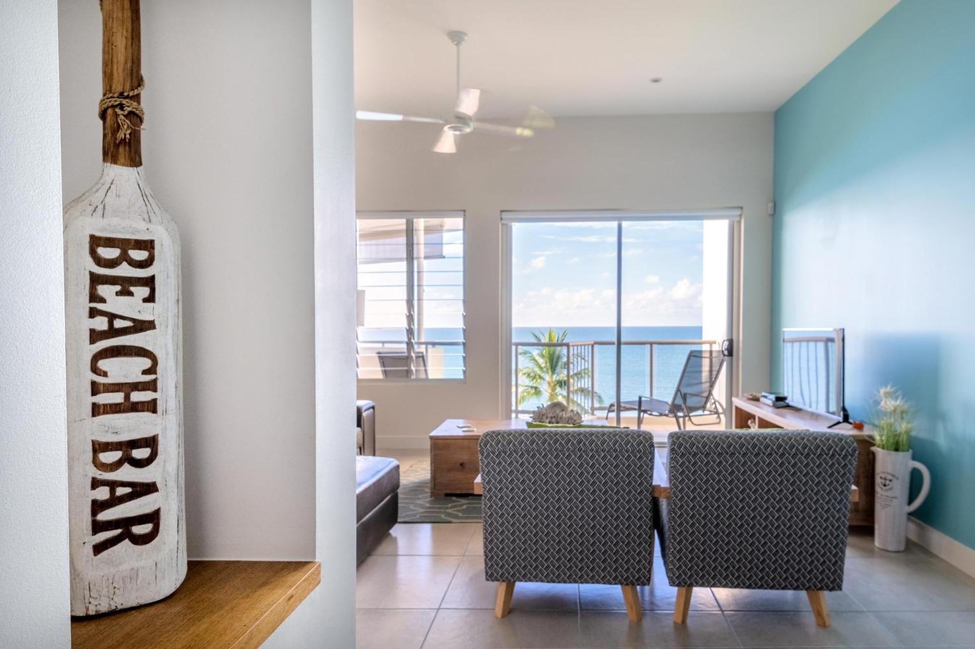 Coral Cove Apartments - Absolute Beachfront Resort Bowen Exteriör bild