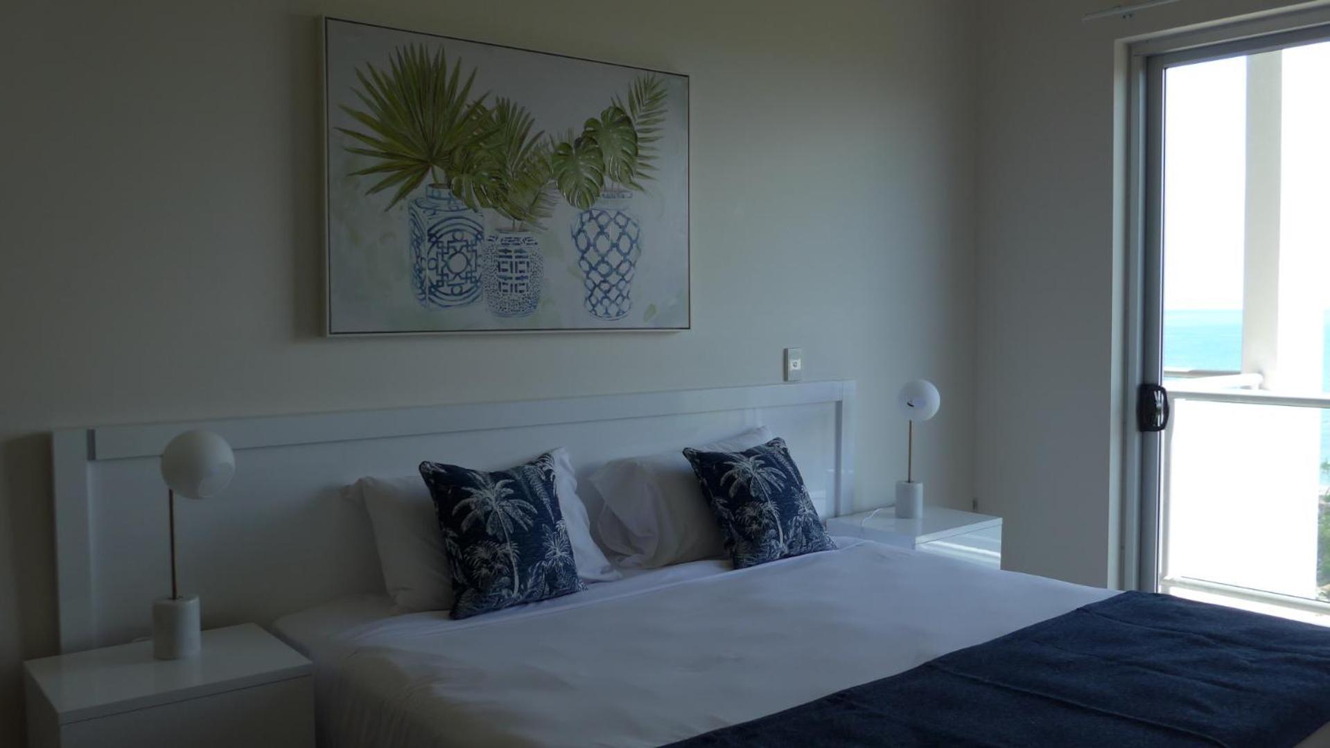 Coral Cove Apartments - Absolute Beachfront Resort Bowen Exteriör bild